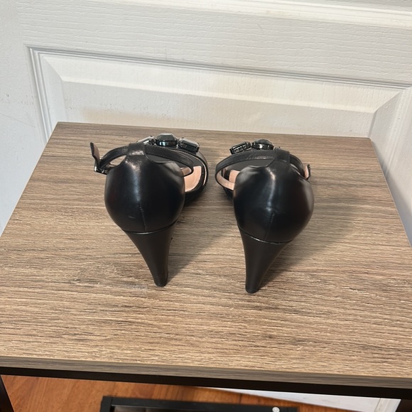 KATE SPADE NEW YORK BLACK STUDDED OPEN TOE WEDGES IN SIZE 9.5 B - Picture 5 of 8